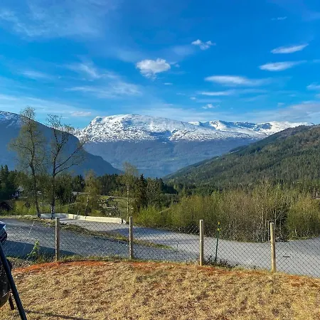High Standard, Large With Amazing View Casa vacanze